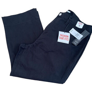 Celebrity Pink Fashion that Fits Basic capri plus pants pockets black size 14